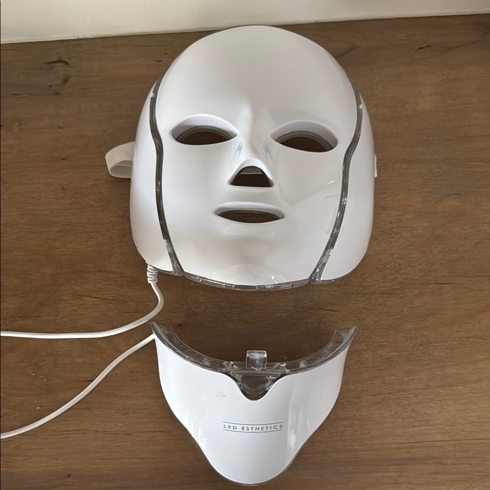White LED Esthetics Facial Mask